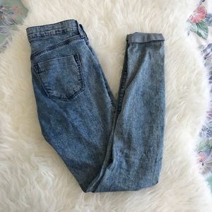Acid Washed High Waisted Jeans
